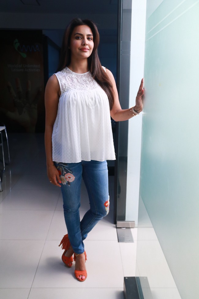 Actress priya anand exclusive photos